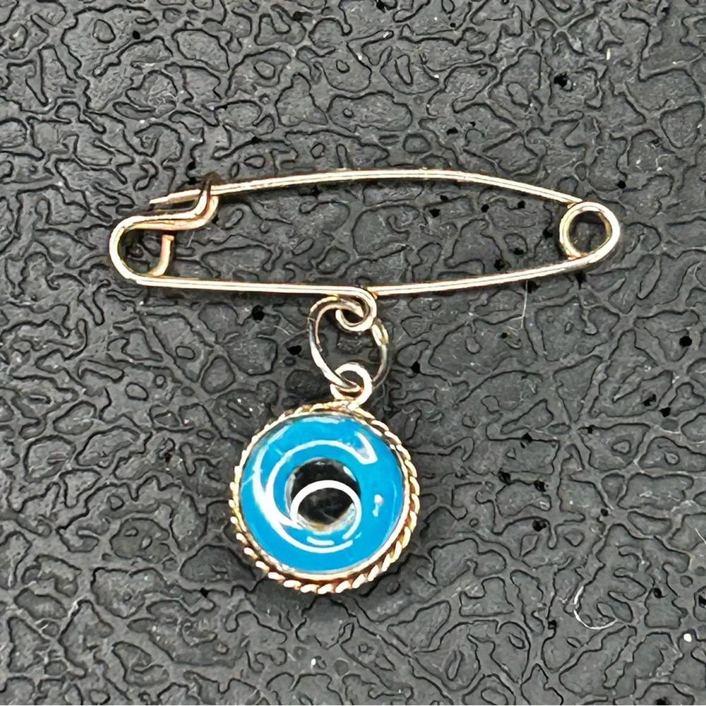 NEW - Vintage 14KT Solid Gold Evil Watchful Eye Safety Pin Pendant Charm Lucky